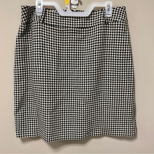 Charter Club Black & White Houndstooth Skirt Sz 14 Wool Blend GUC